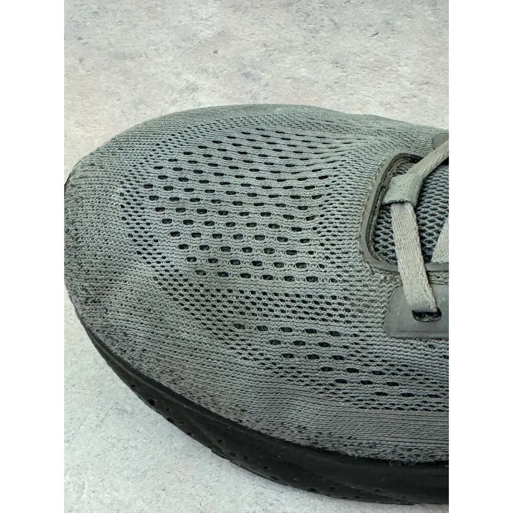 Brooks Beast GTS 24 Shoes Mens Size 14 Gray Wide 2E Running Support 1104252E069